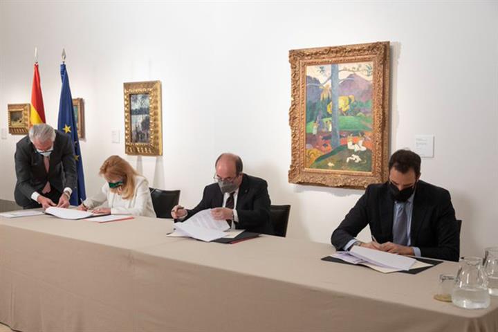 Miquel Iceta firma con Carmen Thyssen-Bornemisza y Borja Thyssen-Bornemisza el contrato de arrendamiento de la colección Miquel Iceta firma con Carmen Thyssen-Bornemisza y Borja Thyssen-Bornemisza el contrato de arrendamiento de la colección
