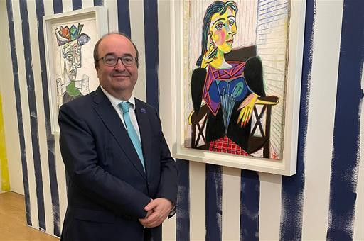 El ministro de Cultura, Miquel Iceta, durante su vistita al Museé National Picasso-París 