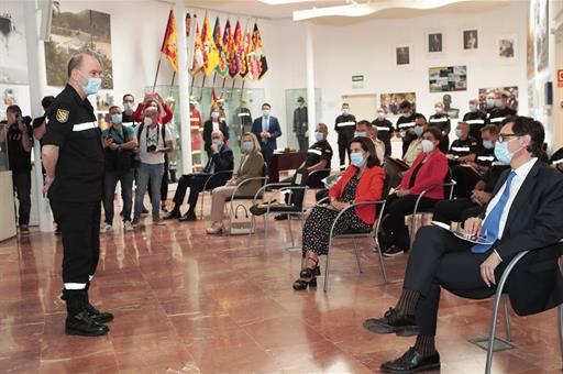 Margarita Robles y Salvador Illa, durante la visita