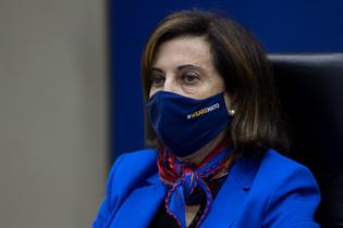 La ministra de Defensa, Margarita Robles, durante la reunión