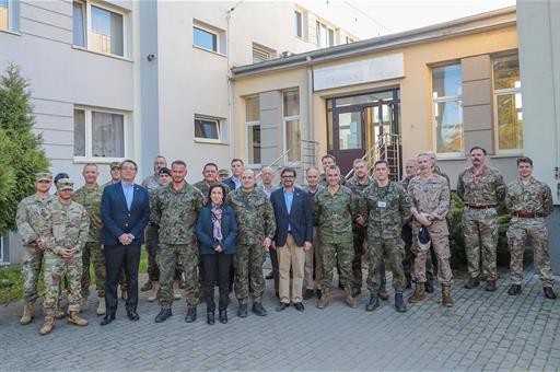 17/10/2022. The Minister for Defence visits the main logistics centre for the distribution of military and humanitarian aid to Ukraine in Po...