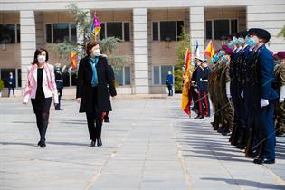 Las Fuerzas Armadas rinden honores a las ministras de Defensa de España y Francia