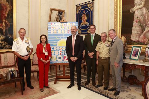 La ministra de Defensa, Margarita Robles, en la inauguración del curso en El Escorial