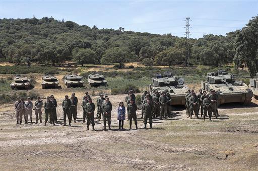 13/04/2023. Robles visits the 'Cerro Muriano' Base. The Minister for Defence, Margarita Robles, during her visit to the 'Cerro Muriano' Base...