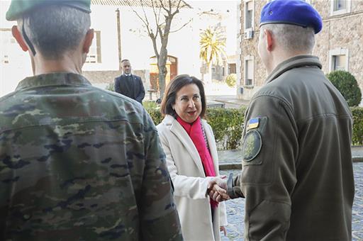 La ministra de Defensa, Margarita Robles, Centro de Adiestramiento de la Academia de Infantería de Toledo