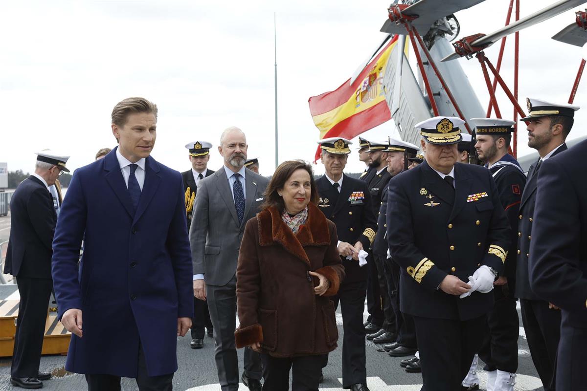 Imagen del artículo Robles destaca el gran trabajo de España al mando de la Agrupación Naval Permanente nº 1 de la OTAN