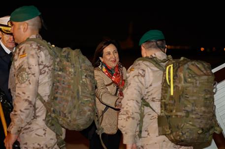19/05/2024. The Minister for Defence, Margarita Robles, receives the last contingent of the European Union mission in Mali. The Minister for...