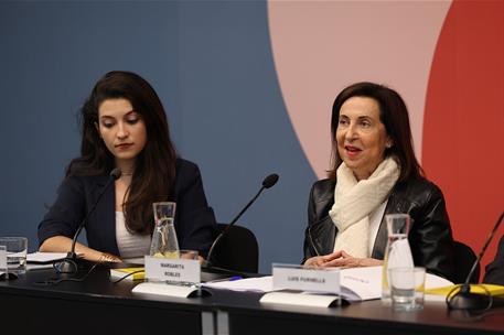 La ministra de Defensa, Margarita Robles, durante su intervención