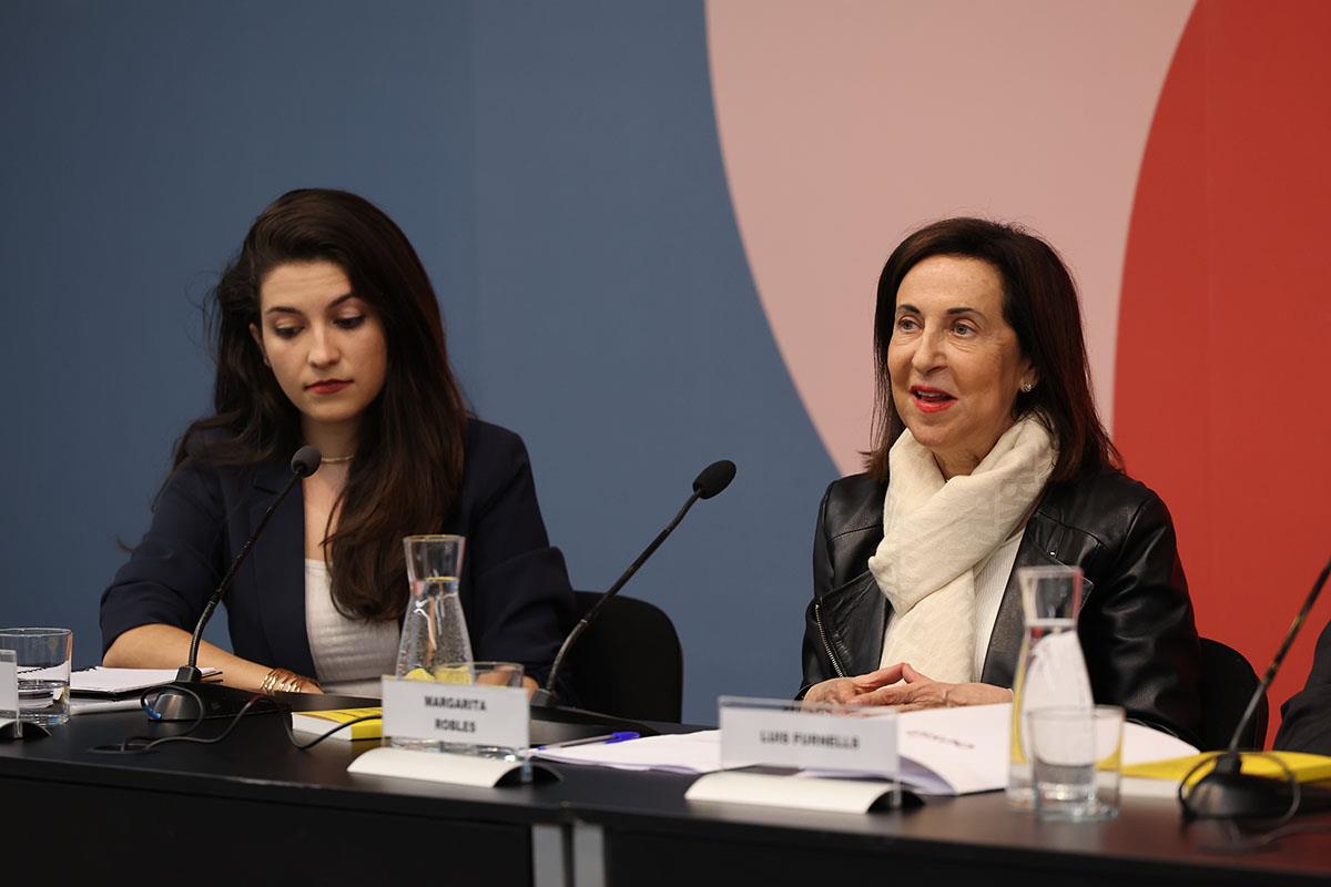 La ministra de Defensa, Margarita Robles, durante su intervención