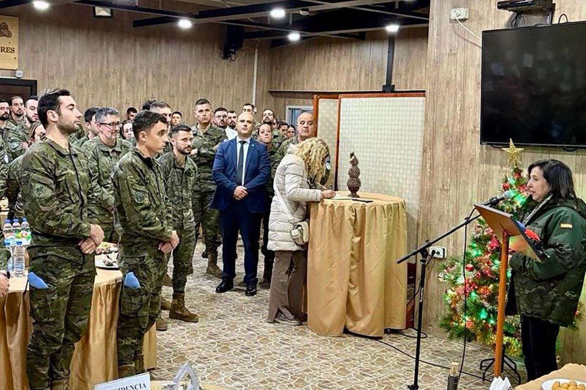 16/12/2025. The Minister for Defence, Margarita Robles, addresses the Spanish contingent deployed in Lebanon as part of the United Nations I...
