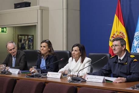 ​​La ministra Robles, durante la videoconferencia con el mando del contingente español en Líbano