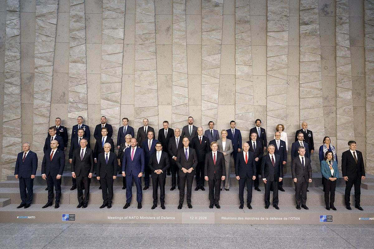 12/02/2026. Meeting of NATO defence ministers. Group photo of the meeting of NATO defence ministers held in Brussels