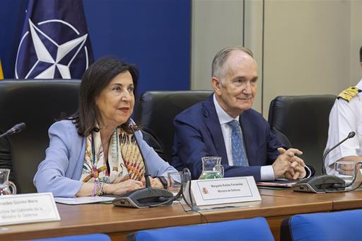 La ministra de Defensa celebra una videoconferencia con los contingentes de las misiones de apoyo a Turquía e Irak