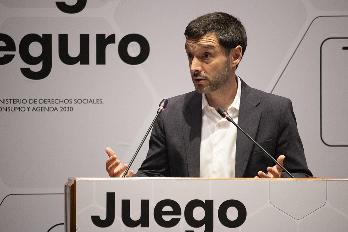 El ministro de Derechos Sociales, Consumo y Agenda 2030, Pablo Bustinduy, durante su intervención en el acto 