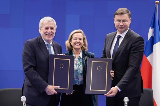 13/12/2023. Signature of the Advanced Framework Agreement and the Interim Trade Agreement between the European Union and the Republic of Chi...