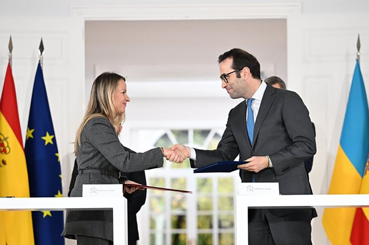 El ministro de Economía, Comercio y Empresa, Carlos Cuerpo, en el acto de firma