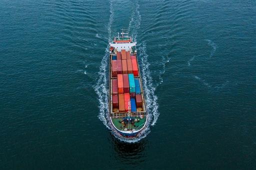 Buque en un trayecto de comercio exterior