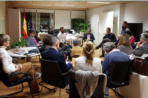 El secretario de Estado para el Avance Digital, Francisco Polo, con diversos representantes del ecosistema en España
