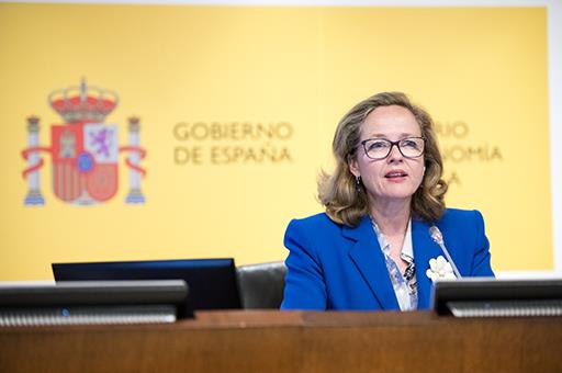 La ministra Nadia Calviño presenta los datos de la Encuesta de Población Activa