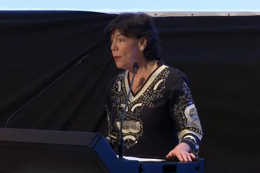 La ministra de Educación y Formación Profesional, Celaá, durante la inauguración de la nueva edición de 'Talking about Twitter'