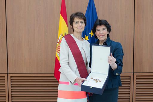 Isabel Celaá y Marianne Leonie Petrus Thyssen