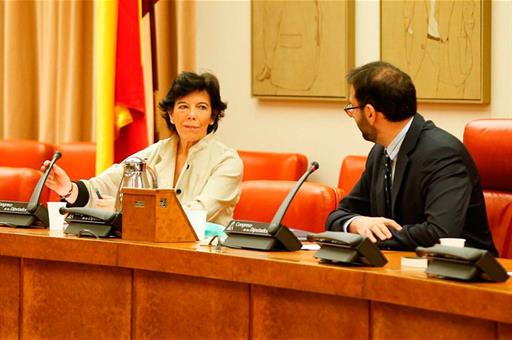 Isabel Celaá durante la comparecencia