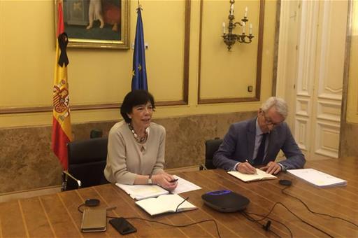 Celaá durante su reunión con las sociedades matemáticas y científicas