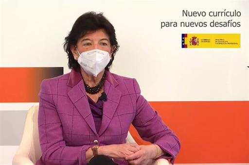 La ministra Isabel Celaá avanza las líneas maestras del nuevo modelo de currículo