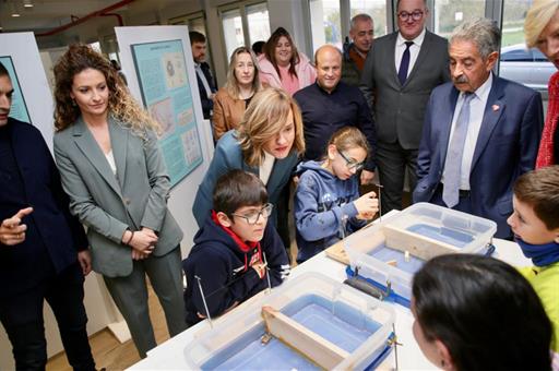 La ministra de Educación y Formación Profesional, Pilar Alegría, visita el centro CEIP Leonardo Torres de Quevedo.