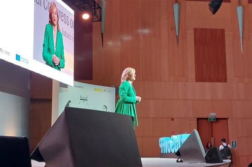 La ministra de Educación interviene en el I Congreso Internacional de Formación Profesional