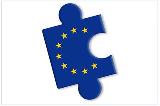 Pieza de puzzle con la bandera europea
