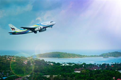 Un avión en el aire, tras su despegue