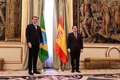 José Manuel Albares junto a su homólo brasileño, Carlos FranÇa.