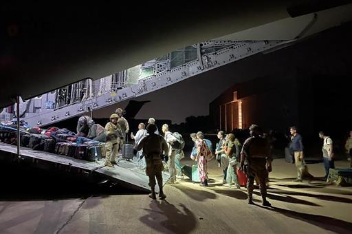 24/04/2023. Spaniards evacuated from Sudan in army aircraft. Image of the evacuation of the Spanish from Khartoum
