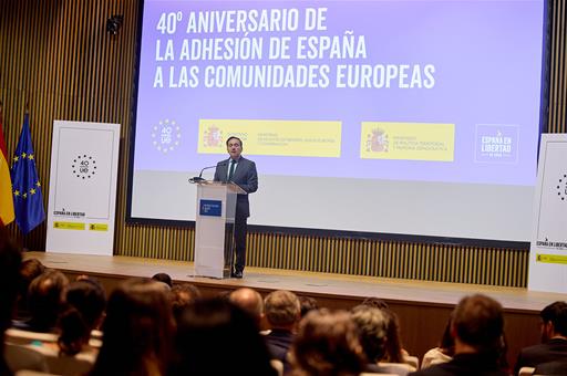 El ministro de Asuntos Exteriores, Unión Europea y Cooperación, José Manuel Albares, en la inauguración de los actos