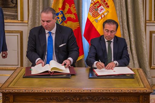 El ministro de Asuntos Exteriores, Unión Europea y Cooperación, José Manuel Albares, y su homólogo montenegrino