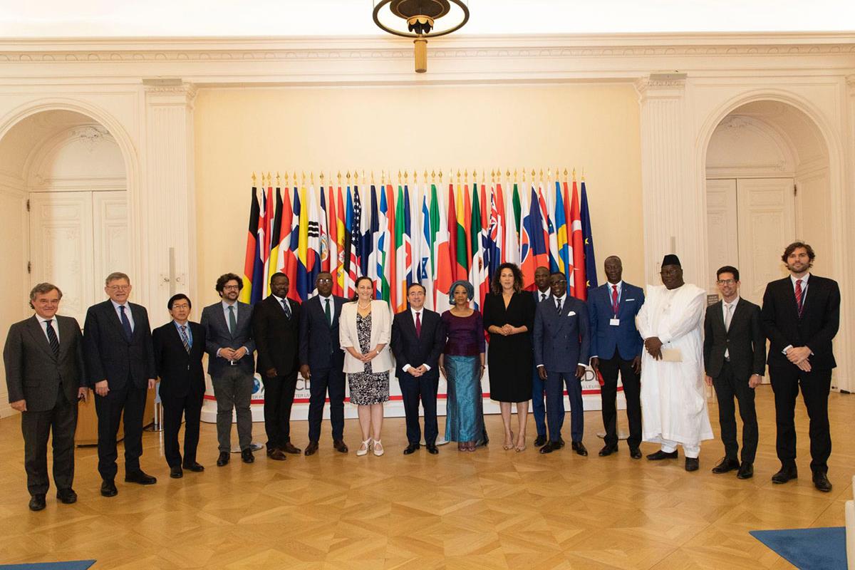 Foto de familia del acto