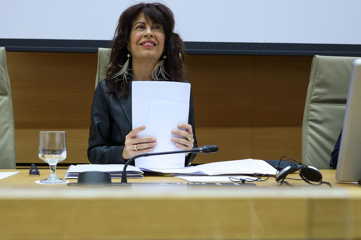 La ministra de Igualdad, Ana Redondo, durante su comparecencia en el Congreso de los Diputados.