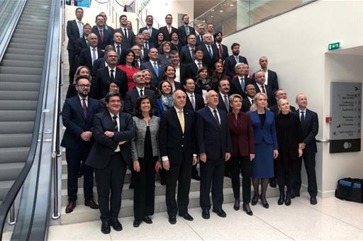 Foto de familia de la primera reunión ministerial sobre Migración e Integración de la OCDE