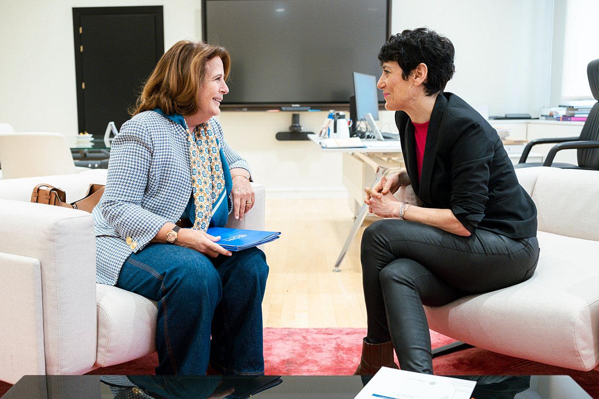 5/04/2024. Elma Saiz meets with IOM's Head of Mission in Spain and UNHCR's representative in Spain. The Minister for Inclusion, Social Secur...