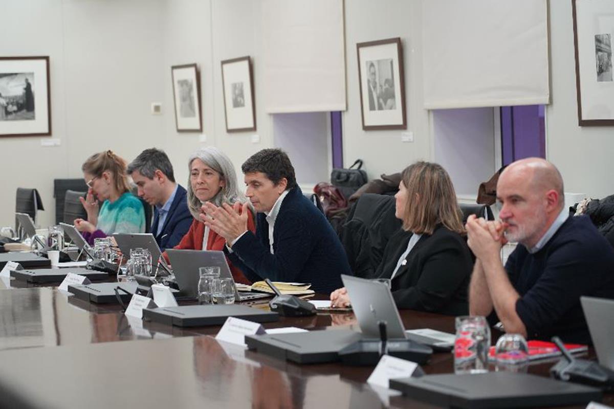 El secretario de Estado de la Seguridad Social y Pensiones, en la Mesa de Diálogo Social