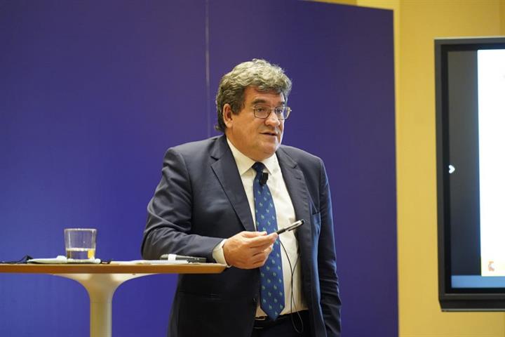 José Luis Escrivá José Luis Escrivá