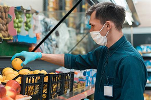 Trabajador de un supermercado