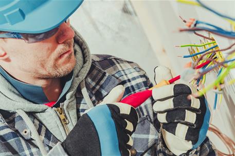 Trabajador electricista