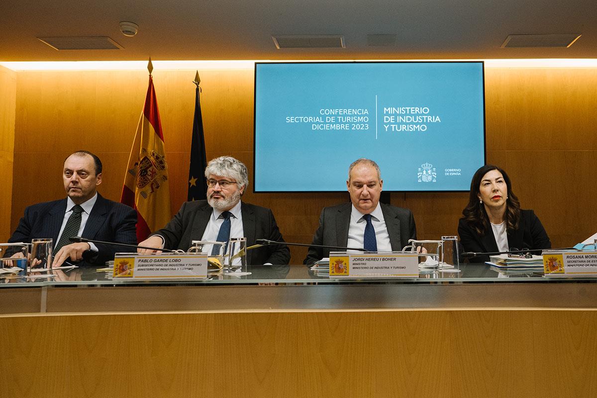 29/12/2023. 291223-hereu. El ministro de Industria y Turismo, Jordi Hereu, durante la conferencia sectorial