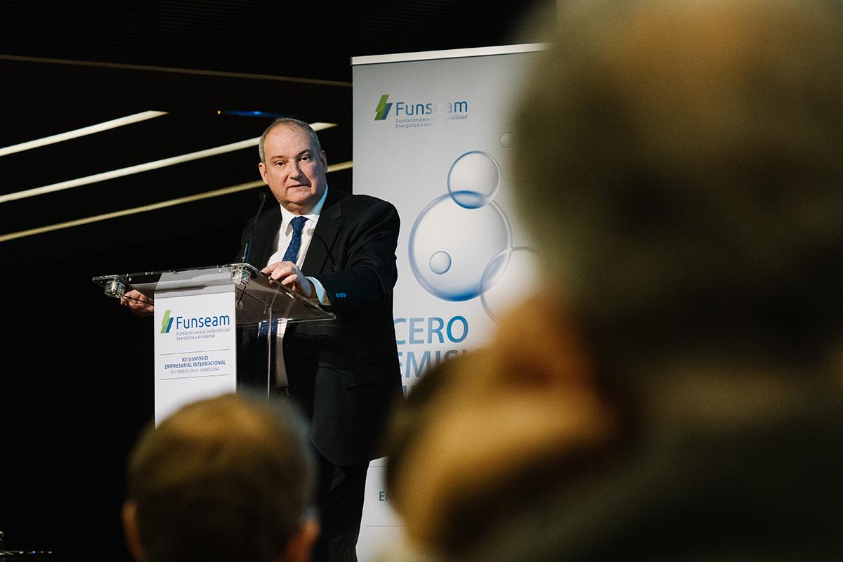 El ministro de Industria y Turismo, Jordi Hereu, durante la clausura del simposio Estrategia Cero Emisiones Netas