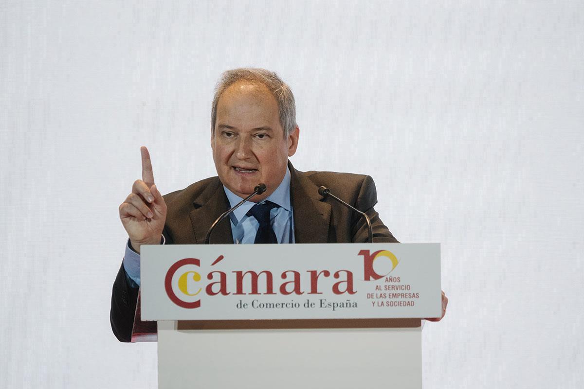 El ministro de Industria y Turismo, Jordi Hereu, interviene en el acto de la Cámara de España