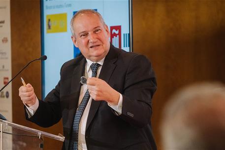 El ministro de Industria y Turismo, Jordi Hereu, durante su intervención en la Asamblea General de Hostelería de España
