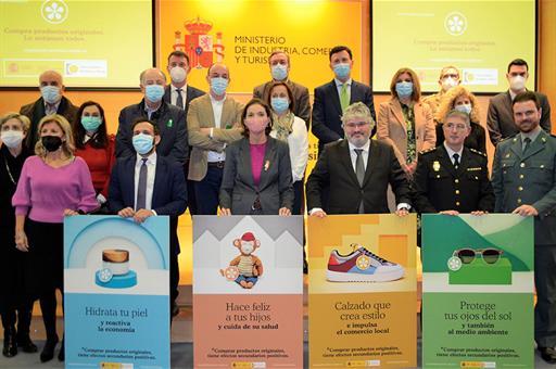 La ministra Reyes Maroto en el acto de la presentación de la campaña contra la compra de productos falsificados
