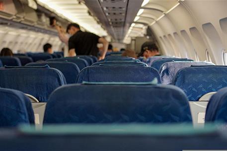 29/09/2023. Passengers inside a plane. Passengers inside a plane